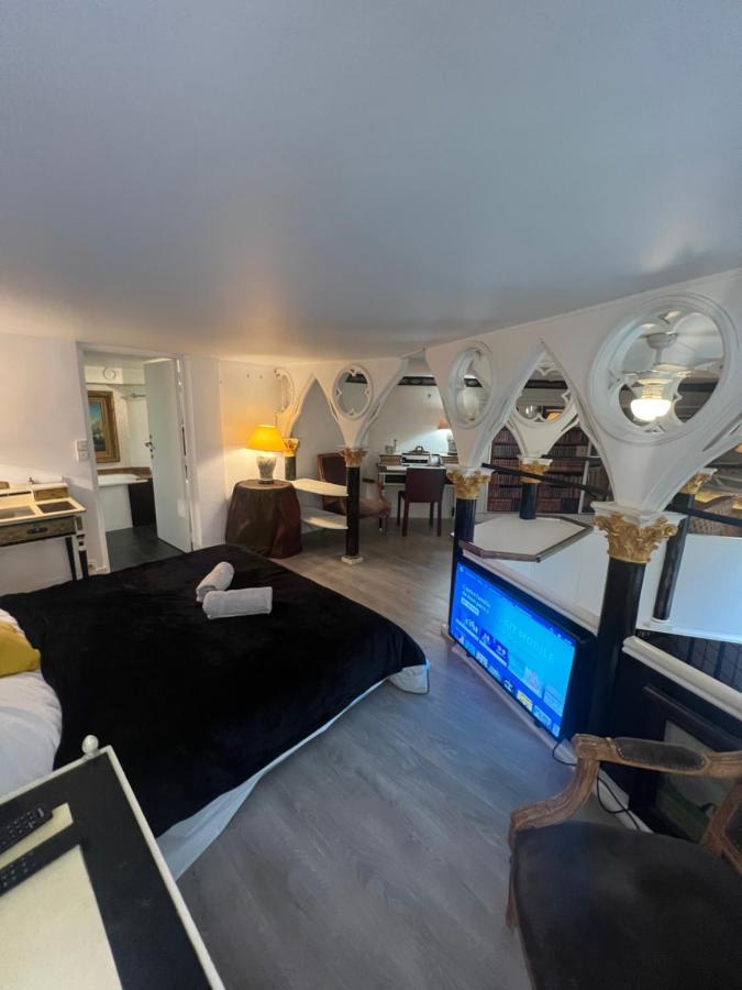 Av Montaigne Champs Elysee Paris Exterior foto