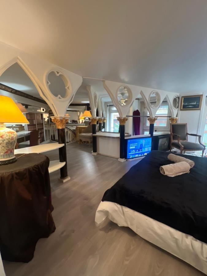 Av Montaigne Champs Elysee Paris Exterior foto